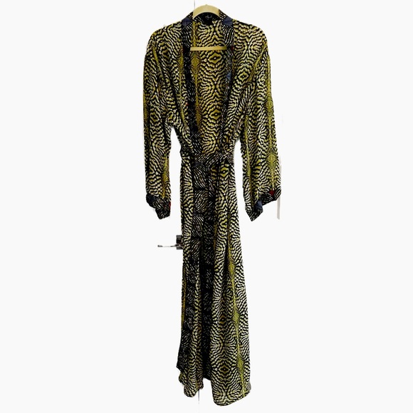 Izara Duster Love Ighuehi OSFM - Picture 2 of 5